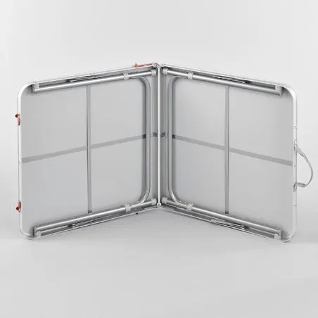 Foldable camping table for 4 to 6 people